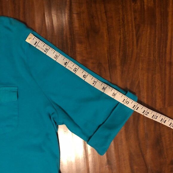 Turquoise 3/4 Length Sleeved V-neck T-shirt with Front Pockets, Size L - Picture 8 of 8